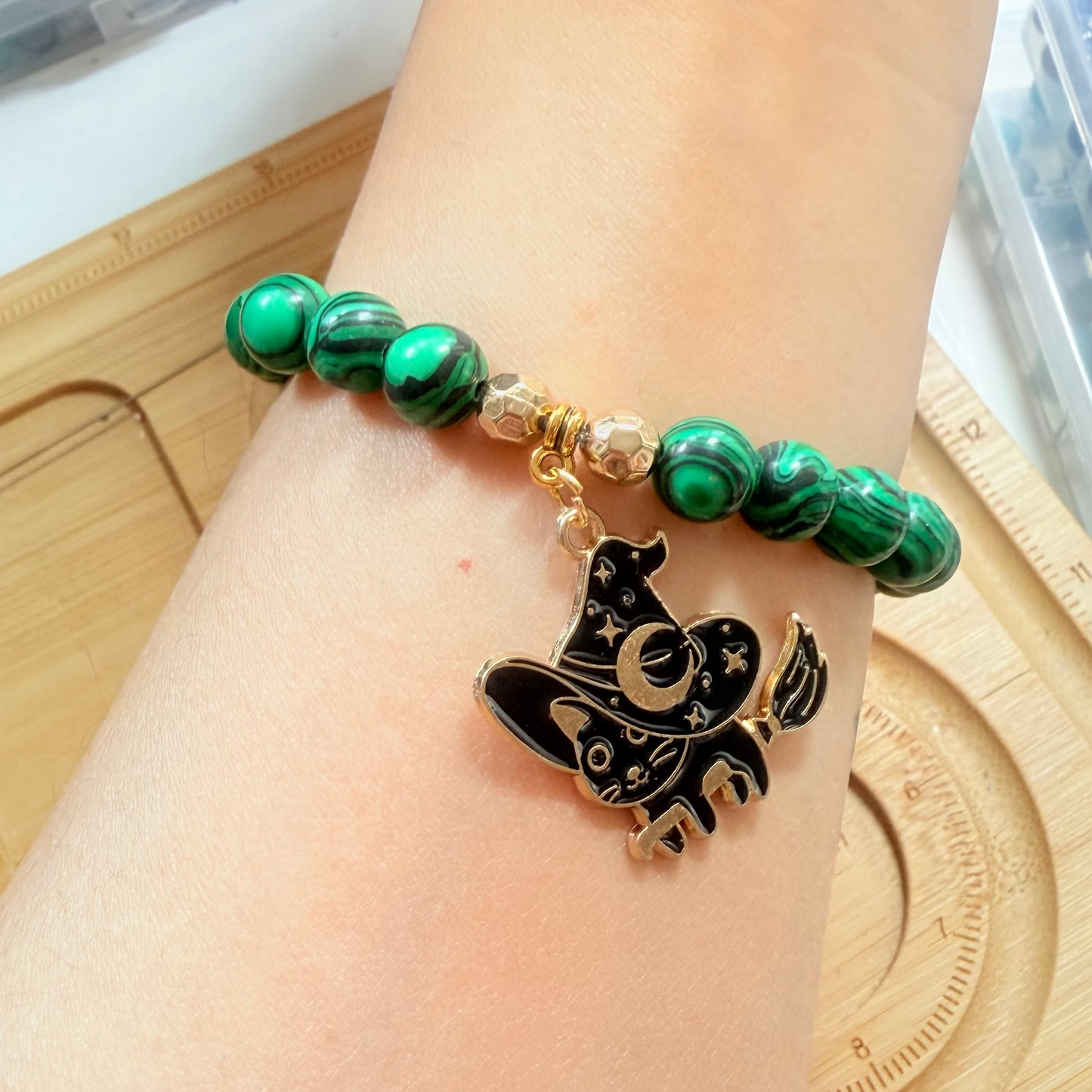 Handmade Unique Green Malachite Gemstone Beads Bracelet 8mm